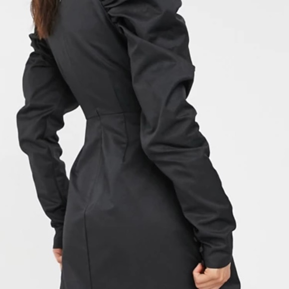 🌟NWT🌟Long Sleeve Designer Dress - Picture 6 of 6